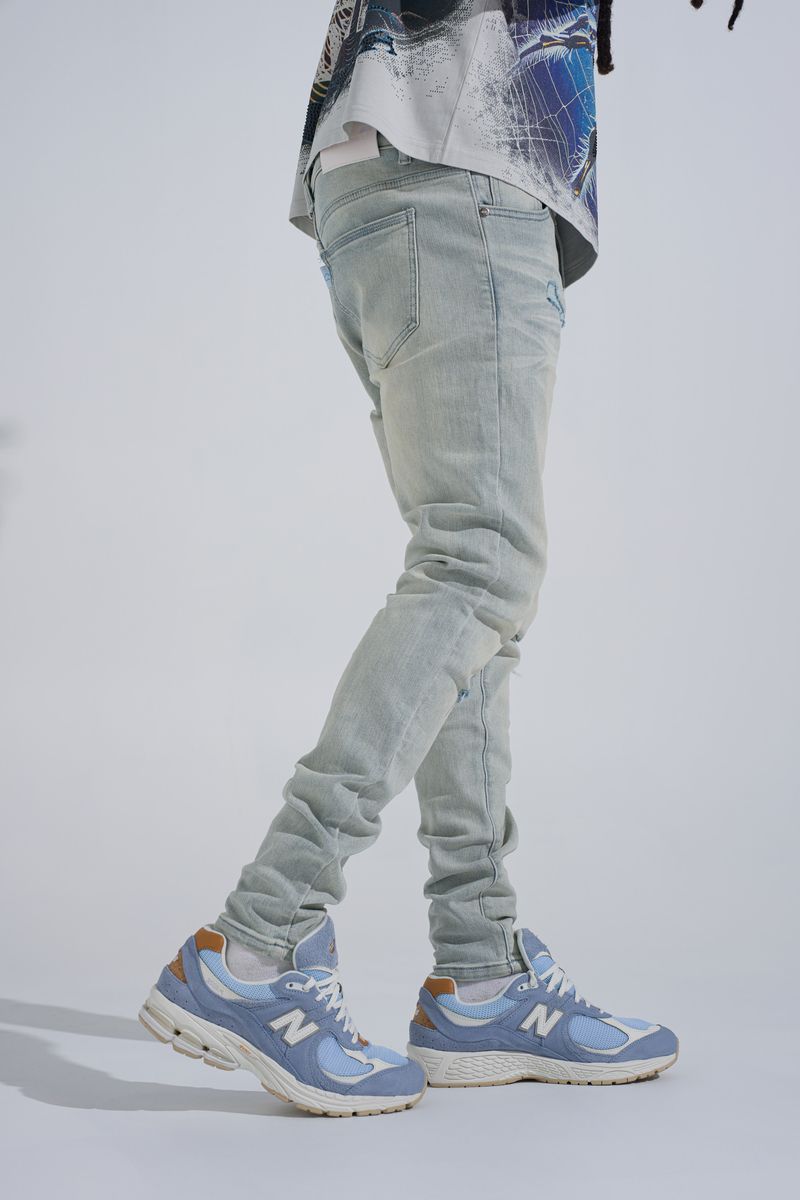 "PHEELINGS ESSENTIALS" SKINNY DENIM (LIGHT BLUE)