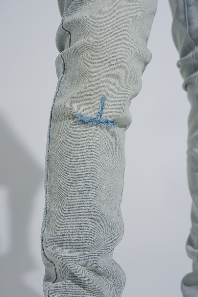 "PHEELINGS ESSENTIALS" SKINNY DENIM (LIGHT BLUE)