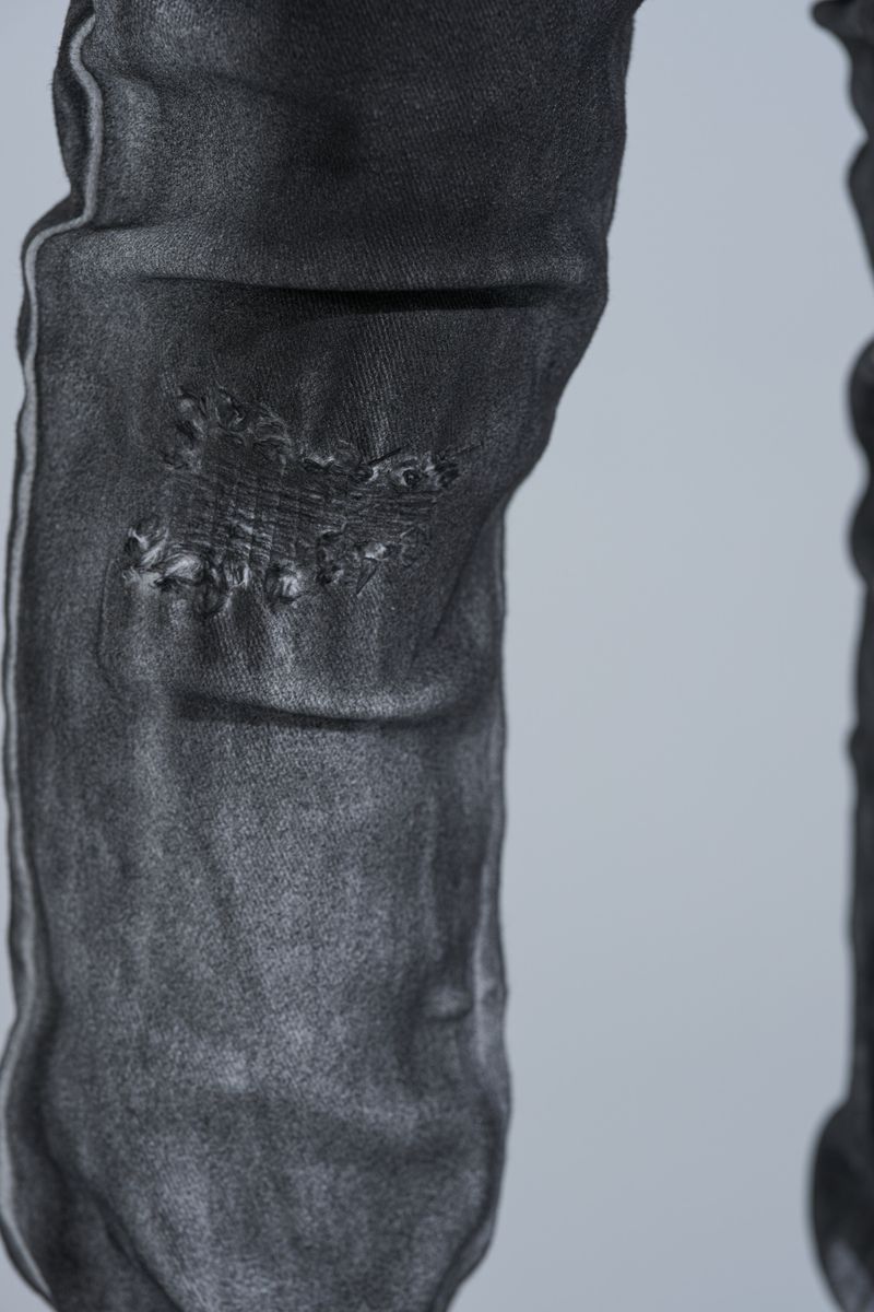 "WASHED AWAY" SKINNY DENIM (BLACK)