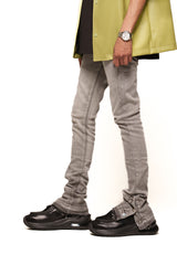 "EMOTIONALLY DRIVEN" FLARE STACK DENIM (LIGHT GREY)